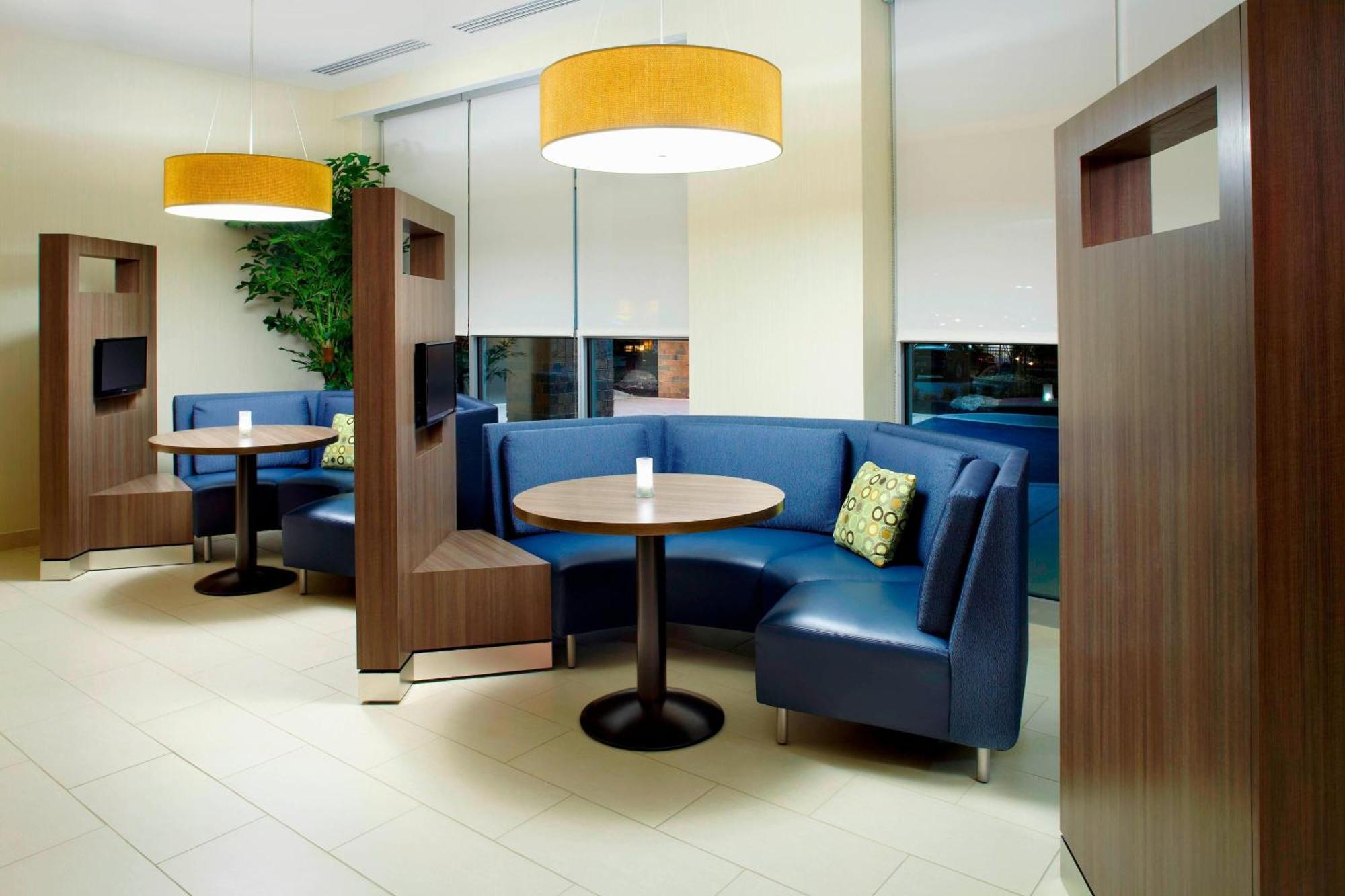 Courtyard By Marriott Orlando South/Grande Lakes Area Williamsburg Esterno foto